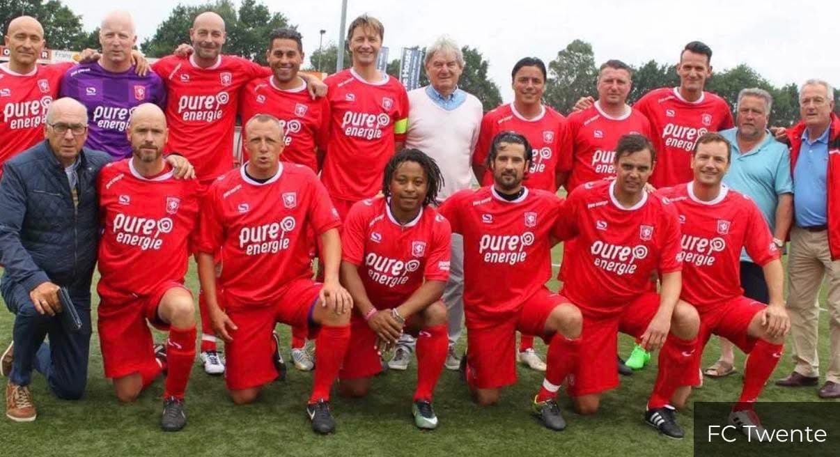 đź’› Prachtige steun van de FC Twente All Stars! - foto 1 van 1